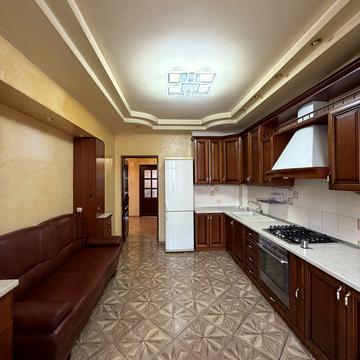 Червоної Калини просп., 72-А