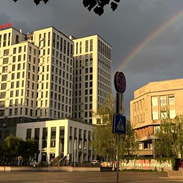 Доли вул., 9
