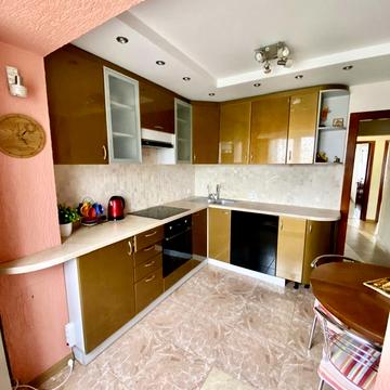 Героїв Дніпра вул., 38-Е