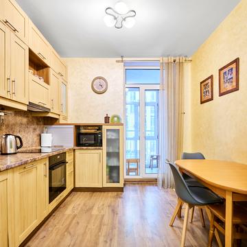 Регенераторна вул., 4к2