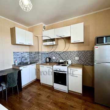 Балтійський пров., 5