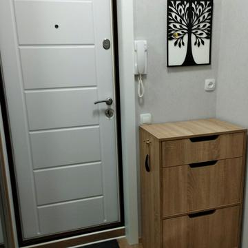 Академіка Глушкова просп., 24