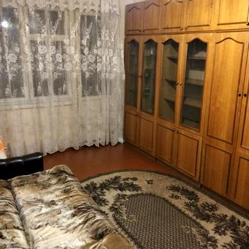 Лесі Українки вул., 12
