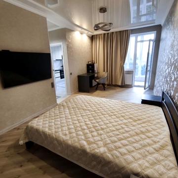 Ковалевського узвіз, 7