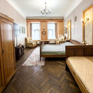Городоцька вул., 12