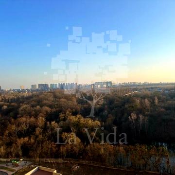 Кадетський Гай вул., 10
