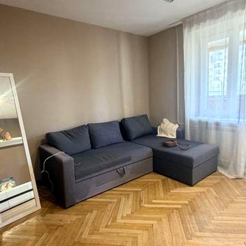 Лесі Українки бульв., 7