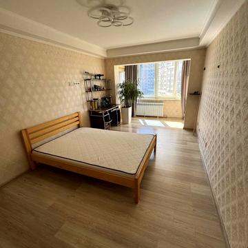 Євгена Коновальця вул. (Щорса), 35