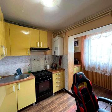 Євгена Коновальця вул., 136-Д