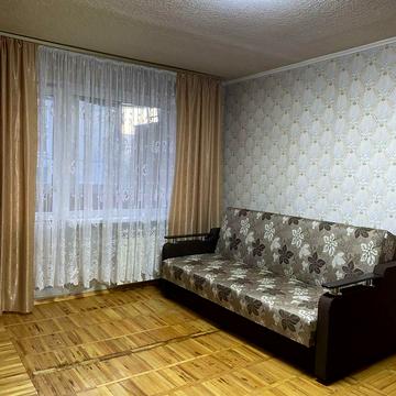Космонавта Поповича вул. (Космонавта Волкова), 14