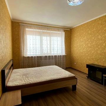 Князя Острозького вул., 8