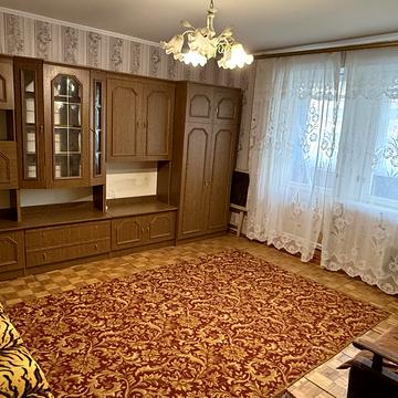 Майборського вул., 1