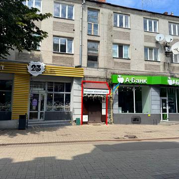 Лесі Українки вул., 43