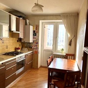 Івана Величковського вул., 58а