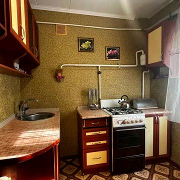 Металургів просп., 30
