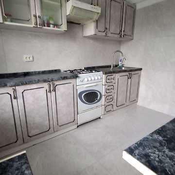 Автозаводська вул., 20