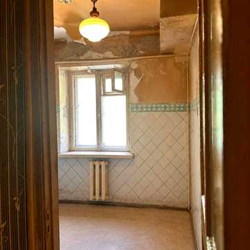 Варненська вул., 17