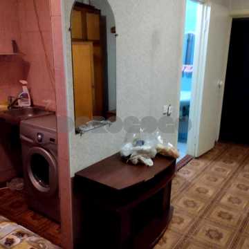 Верховинна вул., 81