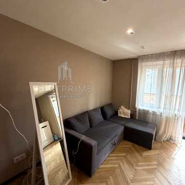 Лесі Українки бульв., 7