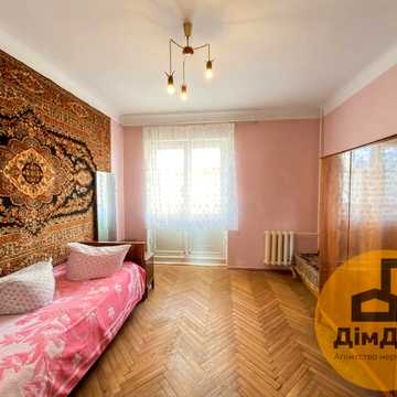 Слов'янська вул., 28