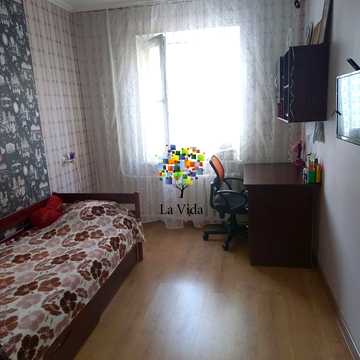 Романа Шухевича просп. (Генерала Ватутіна), 8-А