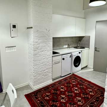 Приморський бульв., 8