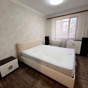 Велика Набережна вул. (50-річчя СРСР), 41