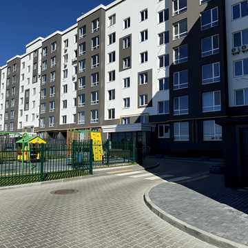 Будівельна вул., 2