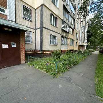 Європейського Союзу просп. (Правди), 9-Б