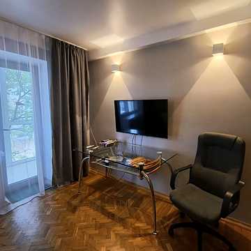 Русанівський бульв., 6