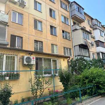 Святослава Ріхтера вул. (Щорса), 125
