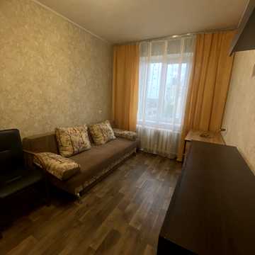 Березняківська вул., 38