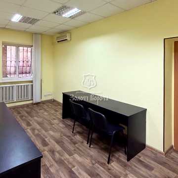 Гоголівська вул., 32-Б