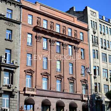Хрещатик вул. (Kreschatic), 8