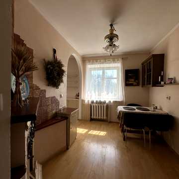 Волонтерська вул. (Малиновського), 2