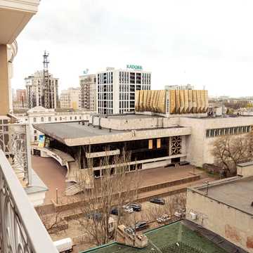 Леонтовича вул. (Бєлінського), 16