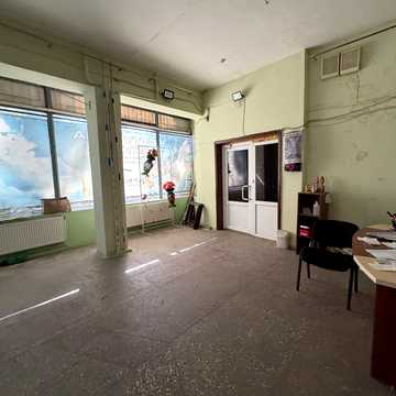 Свободи просп. (60-річчя Жовтня), 77