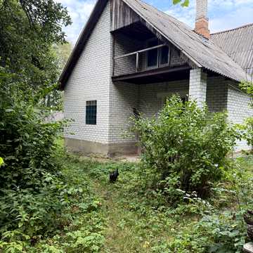 Зарічна, 1б