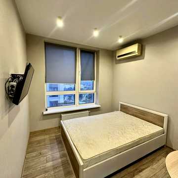 Камянська вул. (Дніпродзержинська), 128