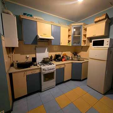 Бельведерська вул., 40