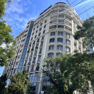 Грецька вул., 1а