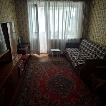 Перемоги вул., 18