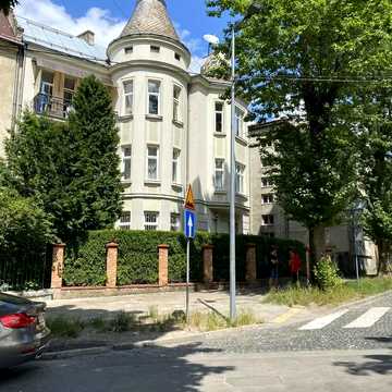 Кардинала Гузара вул. (Толстого Льва), 3