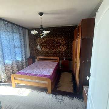 Миколи Бажана просп., 7-Д
