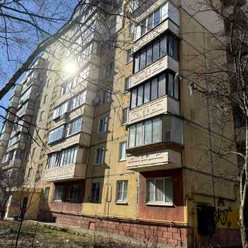 Мостицька вул., 16/2