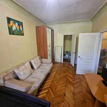 Науки просп. (Леніна), 22