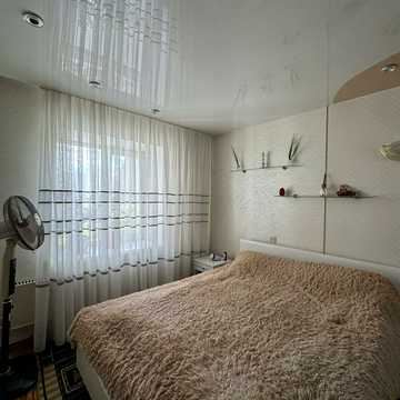 Драгоманова вул., 31