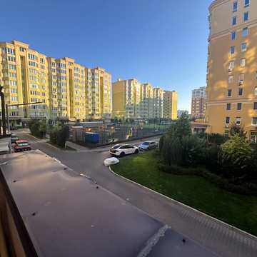 Абрикосова вул., 3