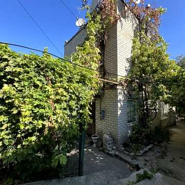 Бугаївська вул., (Будинок 10)