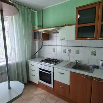 Героїв Дніпра вул., 16-А